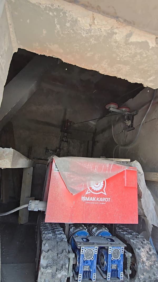 Mersin Halatlı Beton Kesme: Liman ve Sanayinin Dev Projeleri İçin Mühendislik Çözümleri