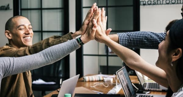 Komşuluk Savaşlarından Huzurlu Bir Topluluğa: İletişim Yönetiminin Gücü